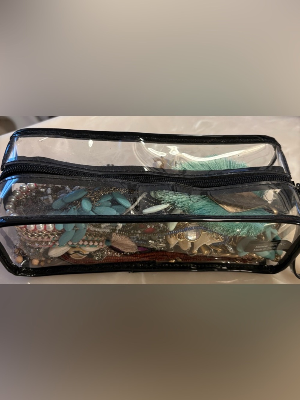 Mixed Women’s jewelry Lot in White, Brown, Gold, Turquoise